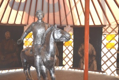 Выставки музея на областном Сур-Харбане